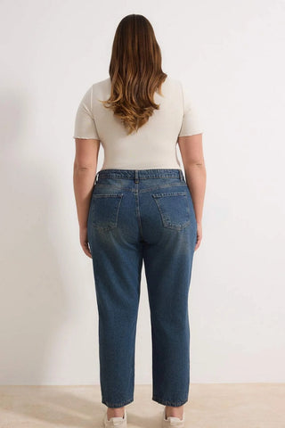 Jeans TBBSS23CJ00038 - plava [djesi-src-ba14b742131af53636894a4f9d6d323ab82c59bcc15981b3a2dcc515db18d7c5]