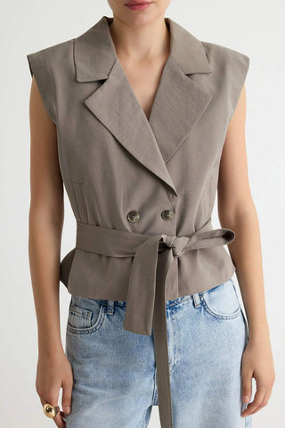 Prsluk TWOAW27YE00013 - khaki [djesi-src-6f3f5e5065ade0162e812584d0684f9538c59d6f66cb0f41806c0d7c8b7c0b56]
