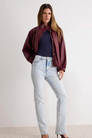 Jeans TWOAW23JE00657 - plava [djesi-src-cd9b82c09061b414792fd0f7d21e14c7a6735e1bc38e1743f982a5502b7fb0f5]