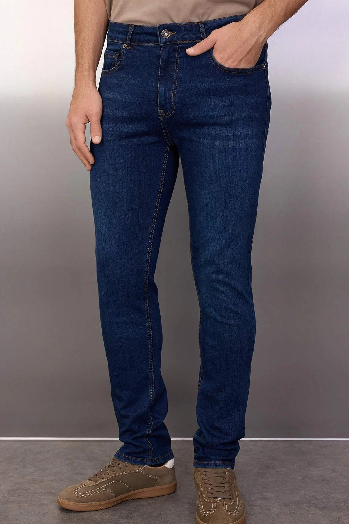 Jeans TMNAW23JE00036 - teget [djesi-src-97828430b63015a6071247a2f90168d04d2d54c0f8010f139bfb66b60a1f896a]