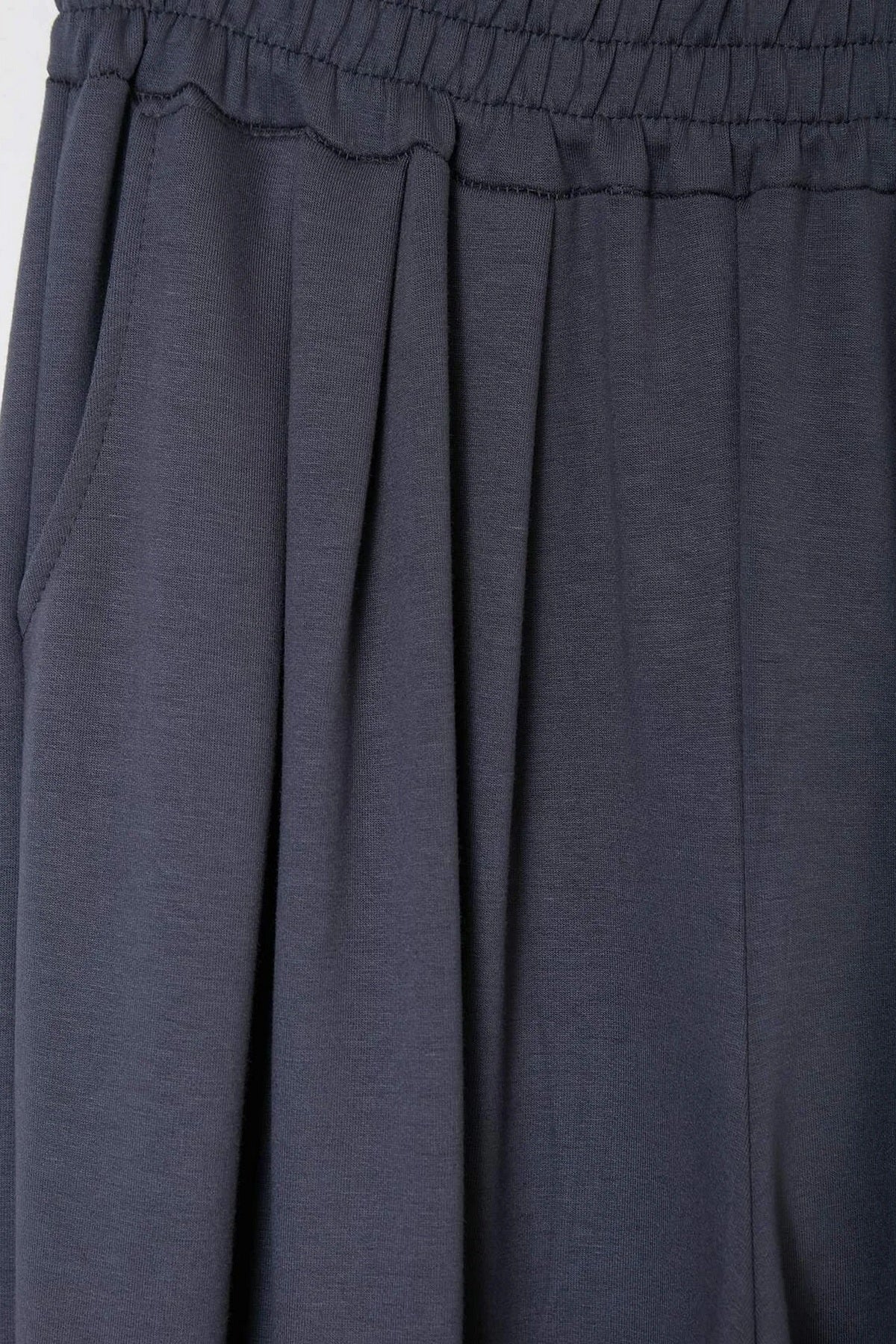 Pantalone TBBSS26AR00052 - siva [djesi-src-9dd725769eeacb112f4aaa009bb2dd720bf643ff30c1e4ce966c61e1cab1192d]