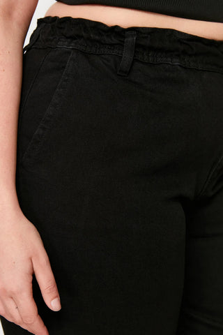 Jeans TBBAW23CJ00007 - crna [djesi-src-e1a69fc0adf9a8007248a14d2564f171476240342d8e36991b8e7990f10bb06d]
