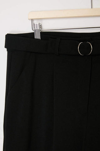 Pantalone TBBSS26AR00047 - crna [djesi-src-aab8e6e8426ffe31ab35de5c4cc9d8a7b5f8217f02702cd8eae95ebf0c522d88]