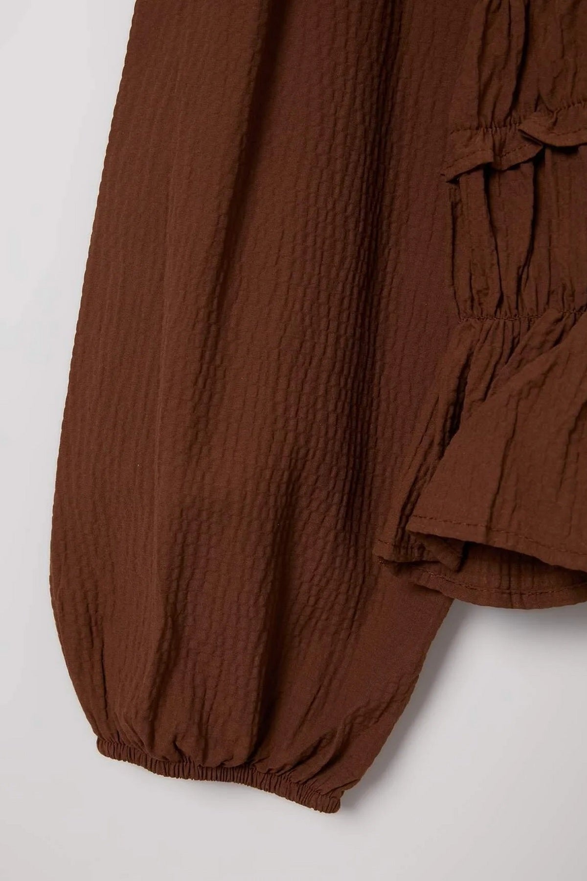 Bluza TBBAW27AF00056 - braon [djesi-src-c350ac14e845d8395302605d1a846a733a318f94f39d6a297a70836946a193c3]