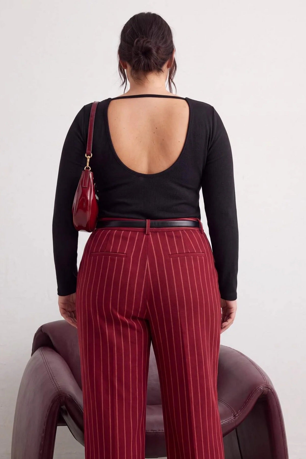 Bluza TBBAW27AF00072 - crna [djesi-src-bcf5ecc93ec9d72f3e1b674deea7de738a3d08433d11b6097ca9d51f88d7d3a1]