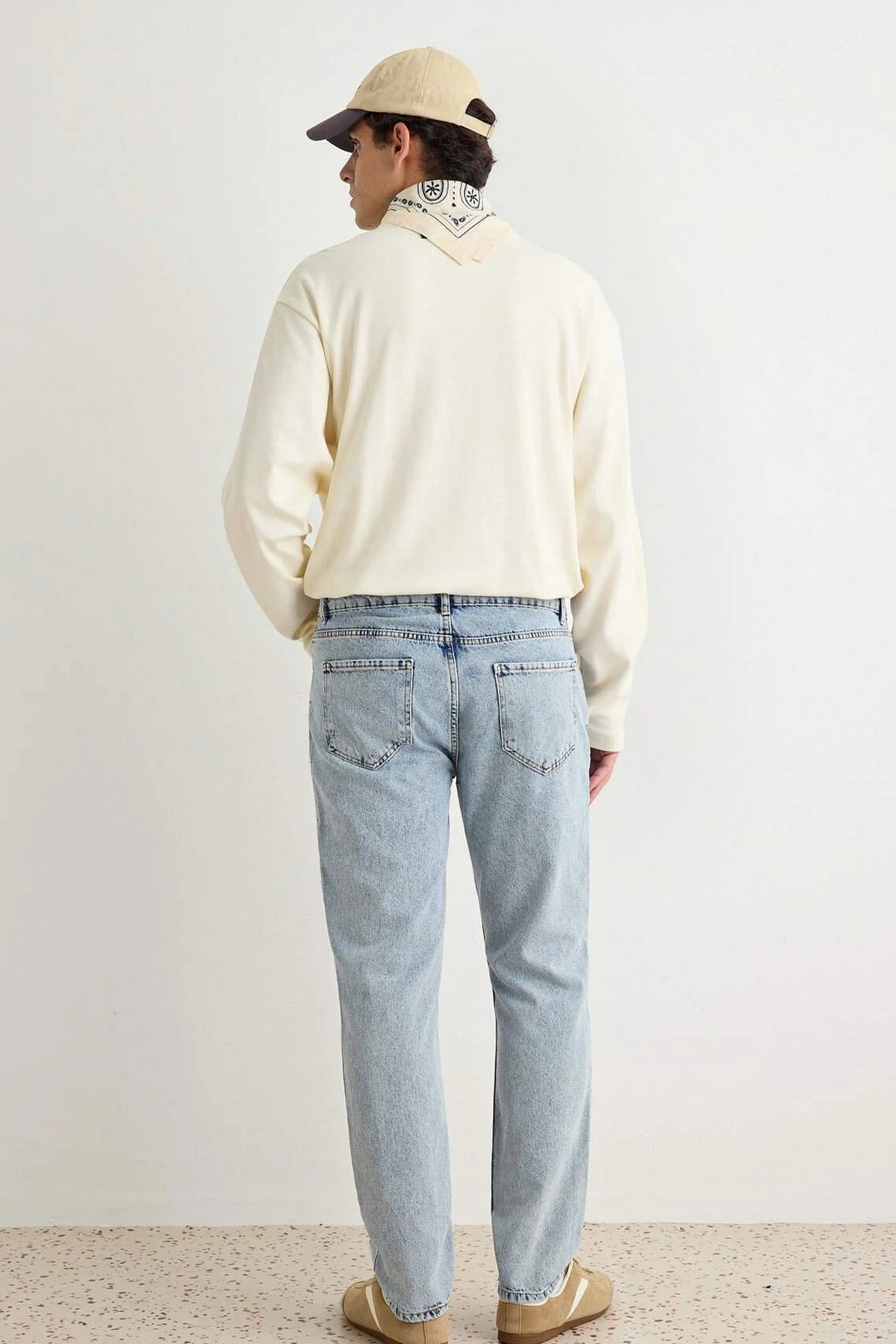 Jeans TMNSS22JE0231 - plava [djesi-src-0fdf672ca2b9af03c1819ff3a3a3a06a1b1beb6ba2b4bf3dfd042570629d6f8b]