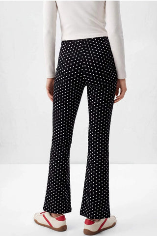 Pantalone TKDAW27PL00011 - crna [djesi-src-0449eb05a398f8dbf92e42bea6ce7405386a4188653793a93a7eba67aff8e30d]