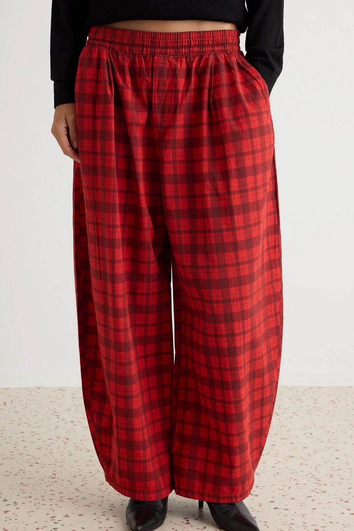 Pantalone TWOSS26PL00255 - crvena [djesi-src-4651ab1d11f375a7b7f4f47a81f5518831b7929872d6213191cb4113ed5483d5]