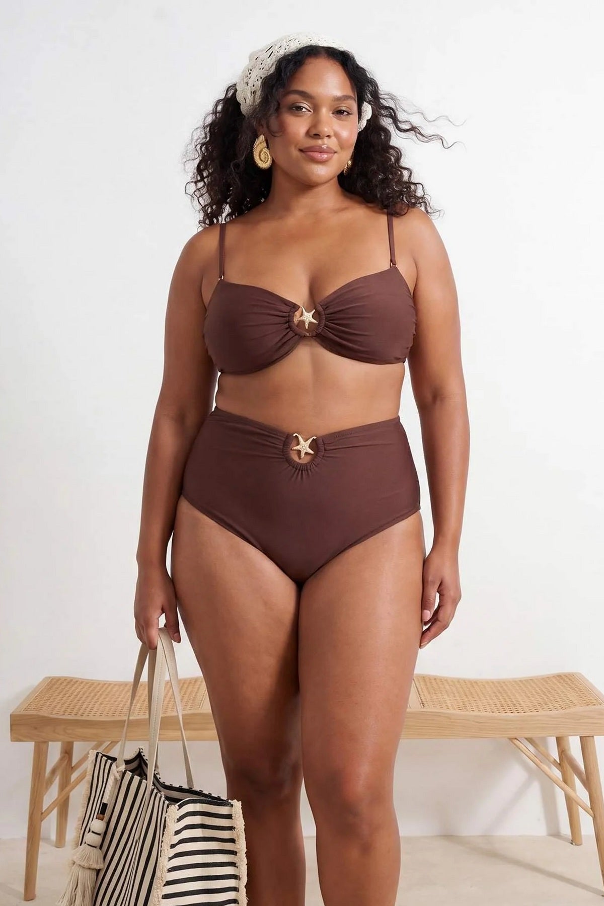 Donji dio bikinija TBBSS25CR00000 - braon [djesi-src-d1132c85b6dbc6ca9b8062af30dc7ff83aea1159bcbf87d8ce1c163892b46b9e]