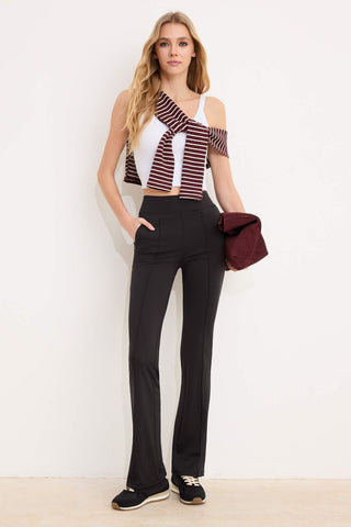 Pantalone TWOSS26PL00078 - crna [djesi-src-b4e996c8a031ee32938fe8ebaa4b8067b8d9f5c7e26e9e12ff2953006dc71c9e]
