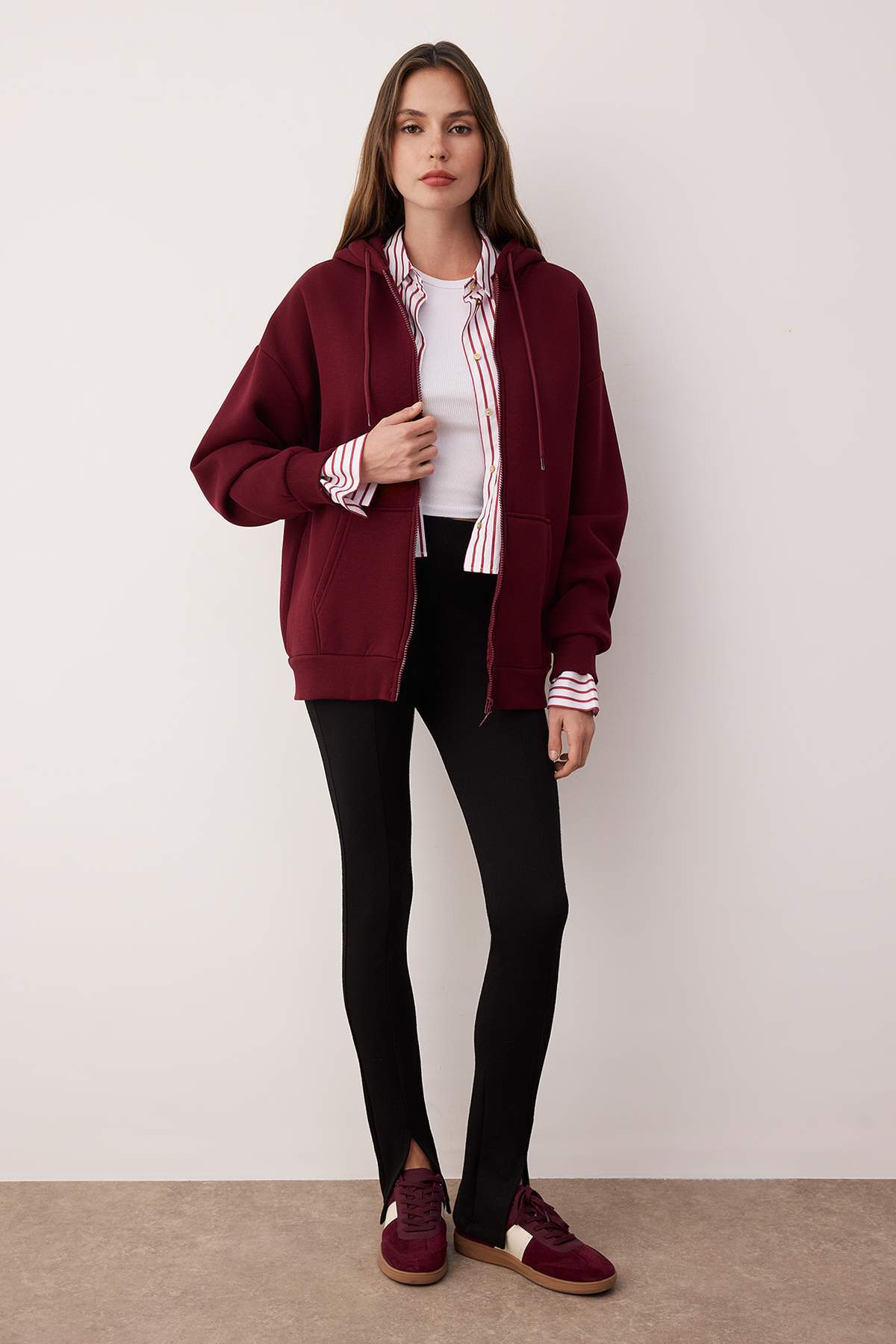 Duksevi TWOAW24SW00188 - bordo [djesi-src-e02652ae03d44f5c9d2d9f9f5c7b50af178154128ce9191ccd11d705e0b97891]