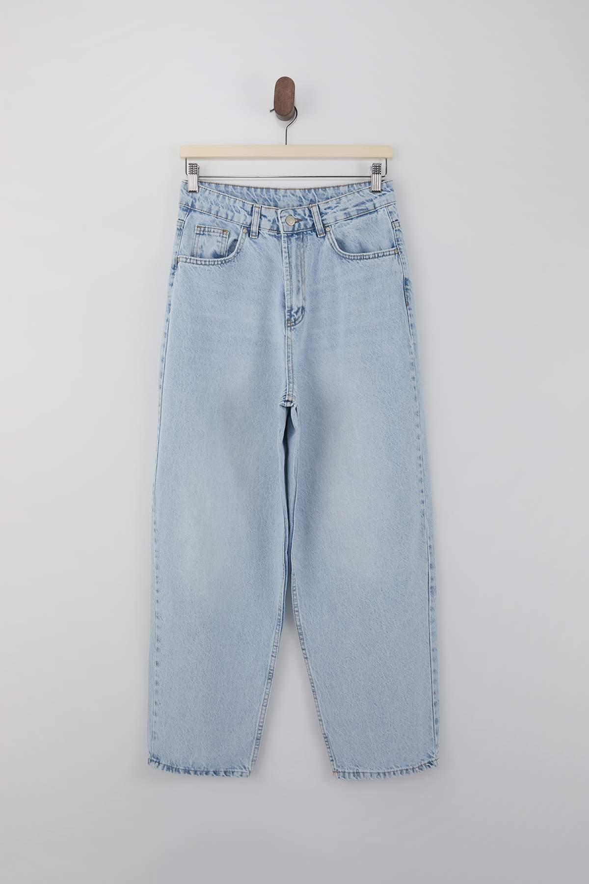Farmerke TWOSS26JE00143 - plava