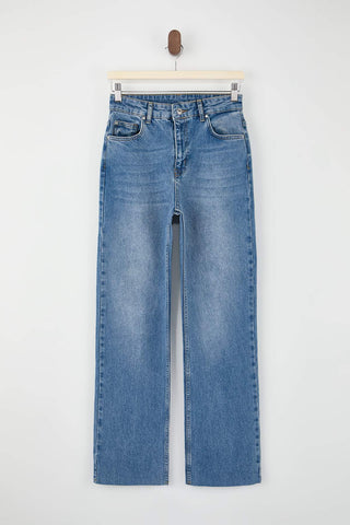 Farmerke TWOSS26JE00094 - plava