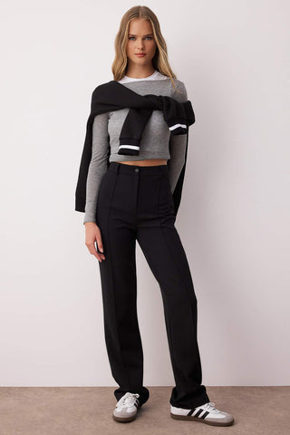 Pantalone TWOAW26PL00027 - crna [djesi-src-a0397111cc84c36b1359a81c51b763d7473e6baa8b15f25b8db11e6e4bef7ad8]