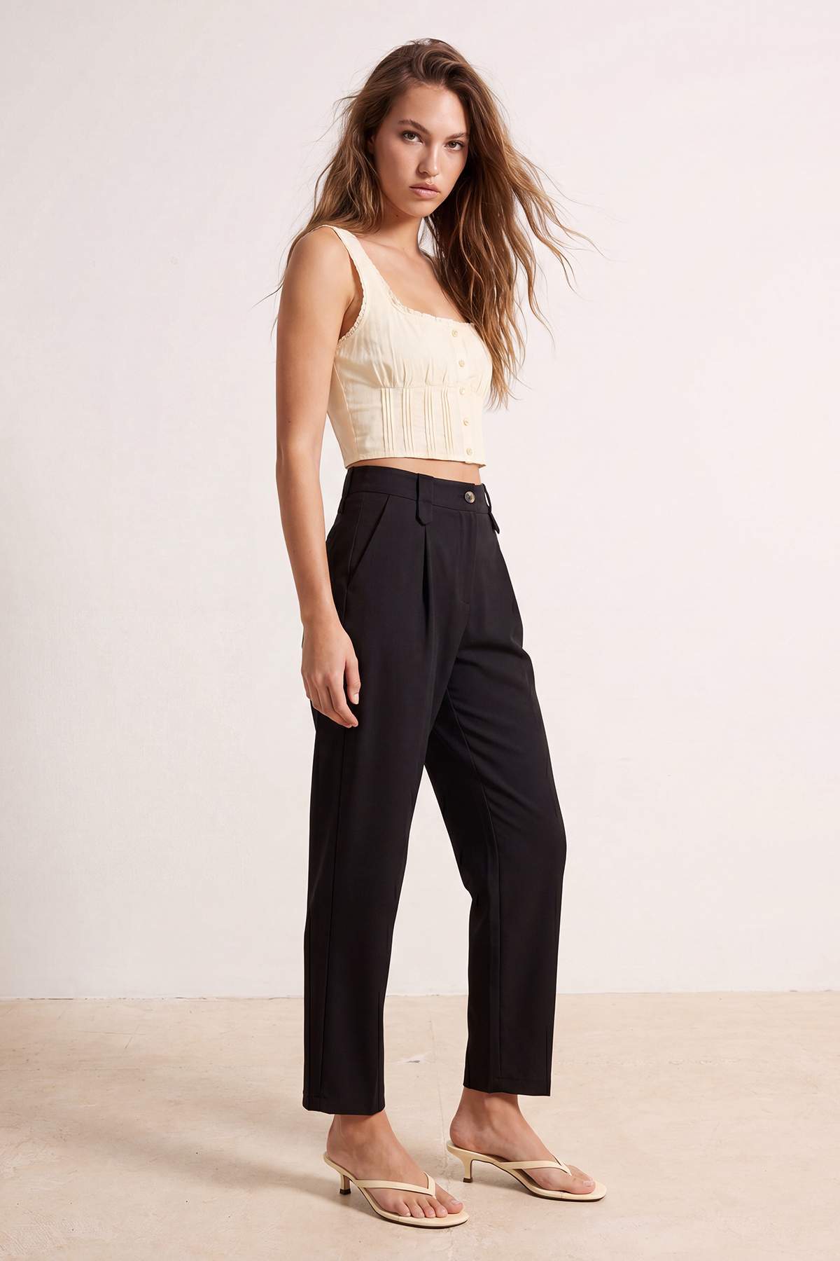 Pantalone TWOSS22PL0280 - crna [djesi-src-b38cfe50e25ca681d62f5cb1b6dd2af5733cf3723c4dfa30da42a93227108541]