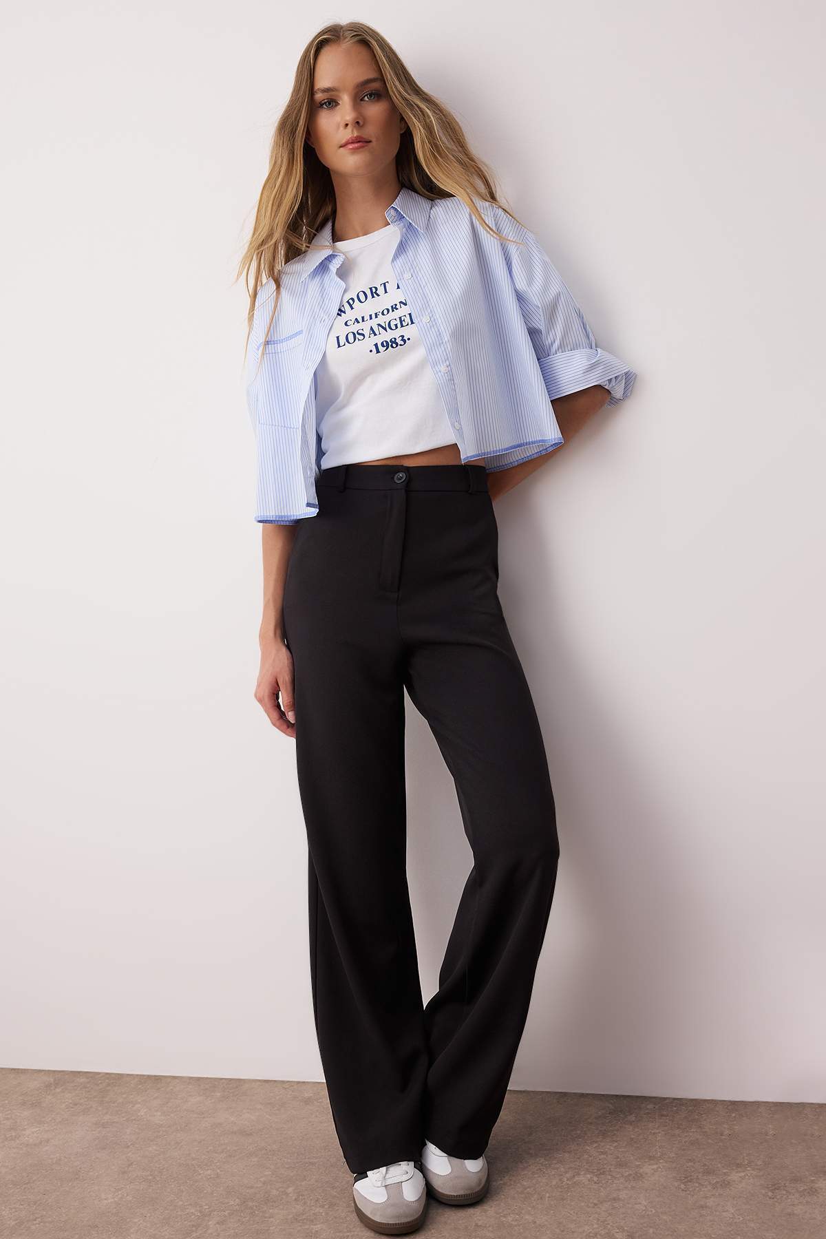 Pantalone TWOAW21PL0332 - crna [djesi-src-475d5f6a0412844bafb6b60a72282f12d8729dbae6b7d5993e028c250f1dea52]