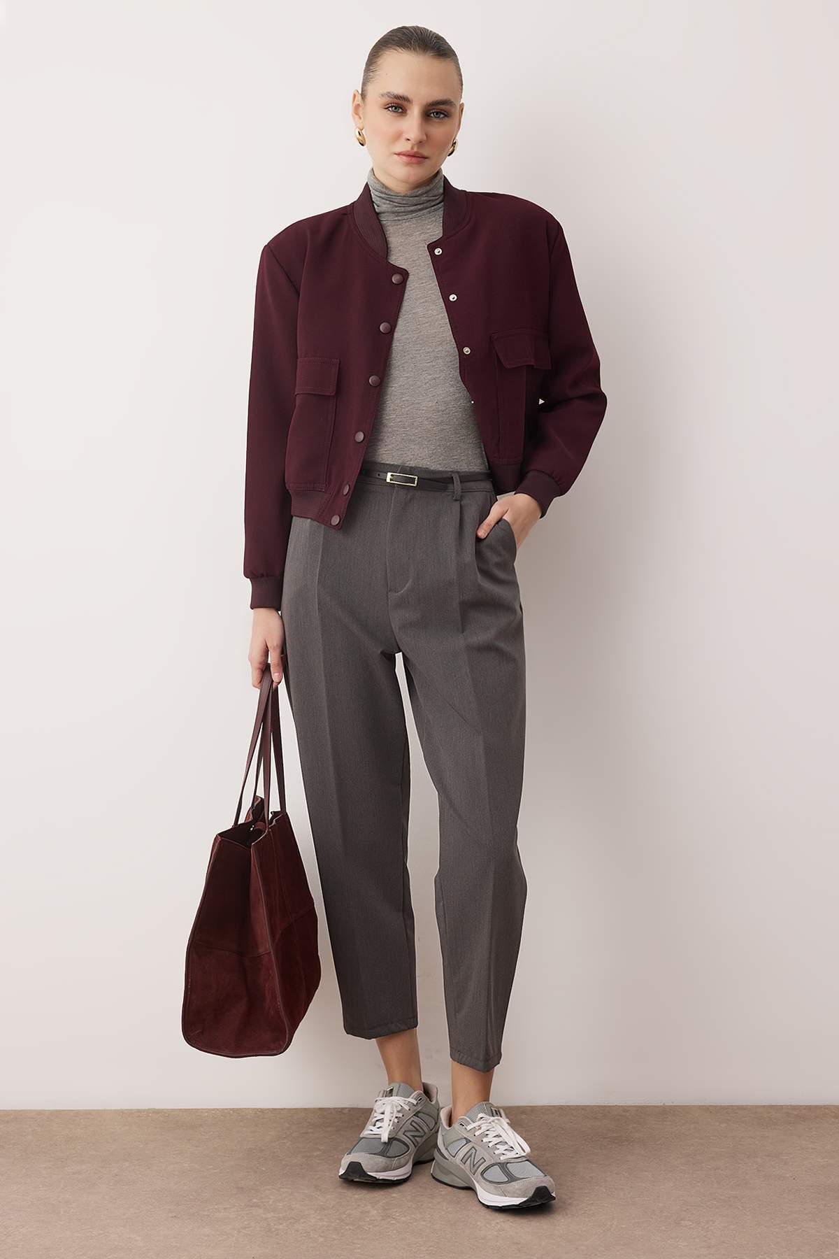 Pantalone TWOAW26PL00167 - siva [djesi-src-a604d148cbec7994491369bc149a183c0b9b21808f224353c21a1eca9a03012c]