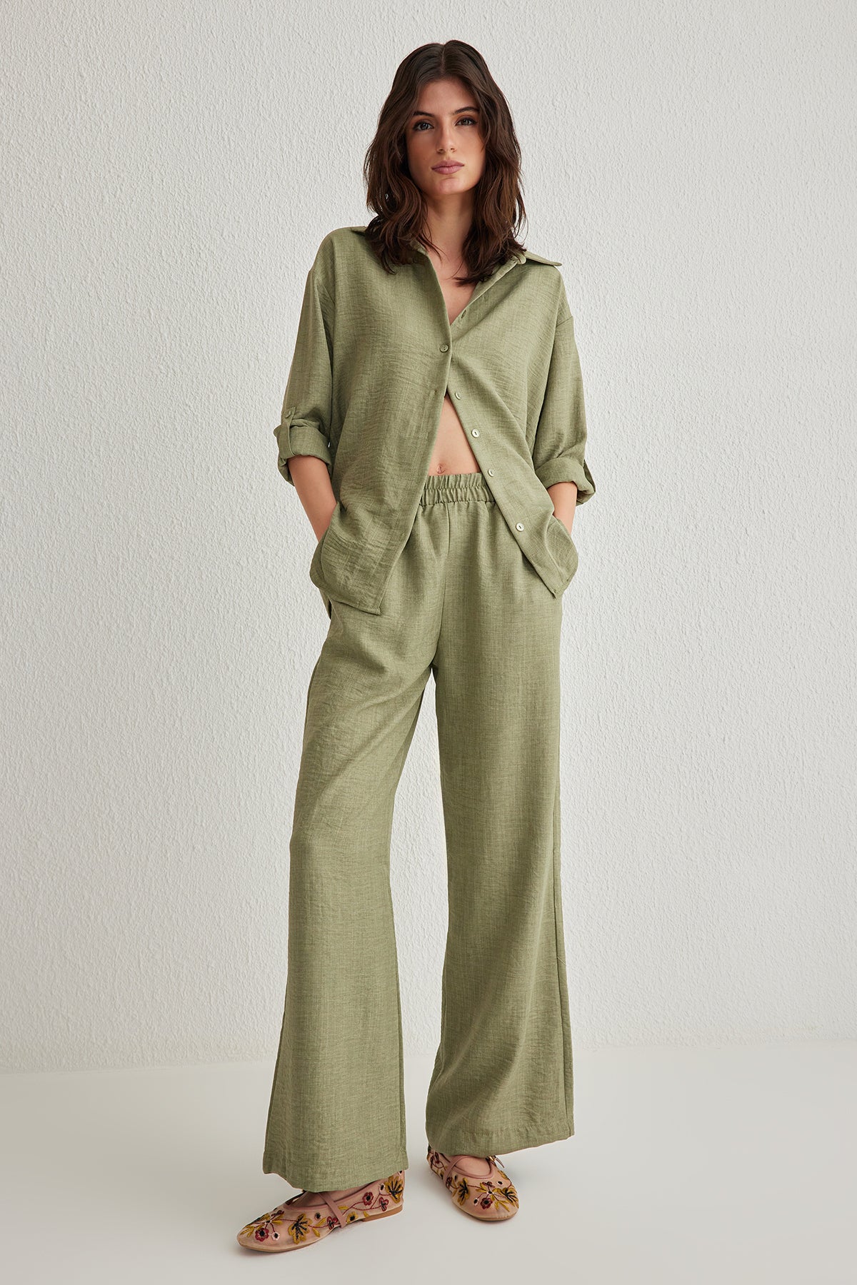 Kompleti TWOSS24AU00095 - khaki