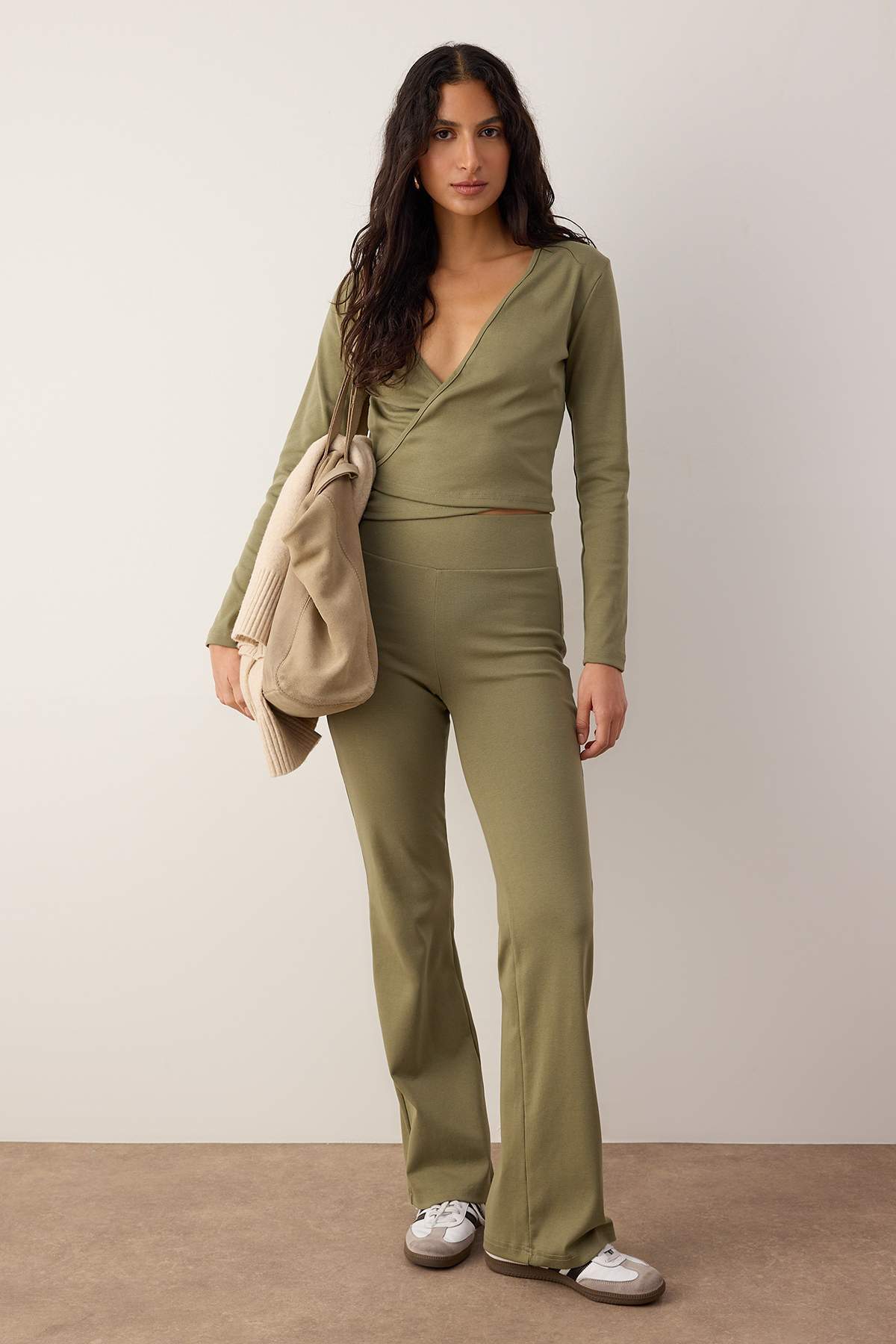 Kompleti TWOAW26AU00029 - khaki