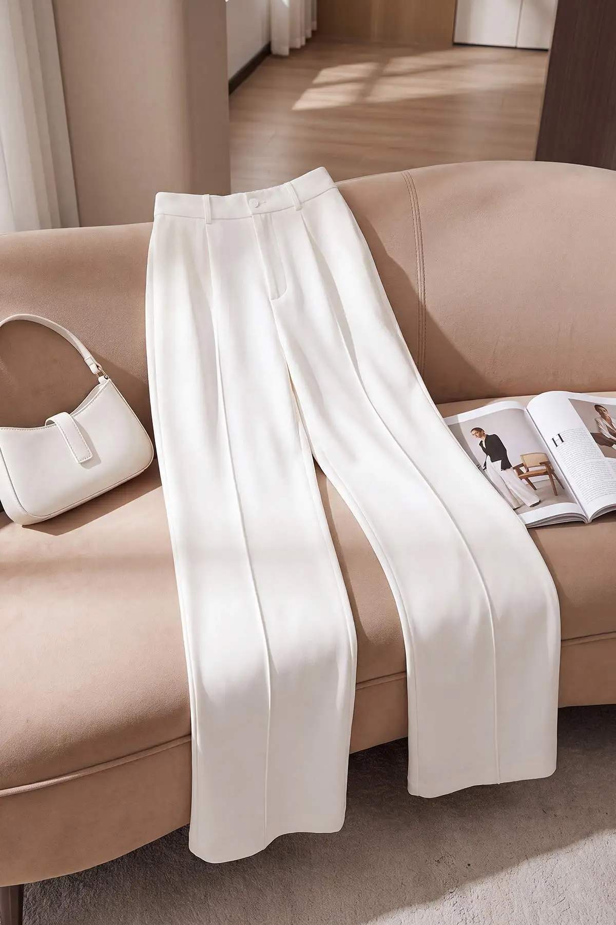 Pantalone TWOAW26PL00027 - bijela [djesi-src-74427949cbbcd3b45db35ff997013d65487544d768f18066d52c2f8f0711a18a]