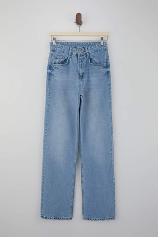 Farmerke TWOSS26JE00142 - plava