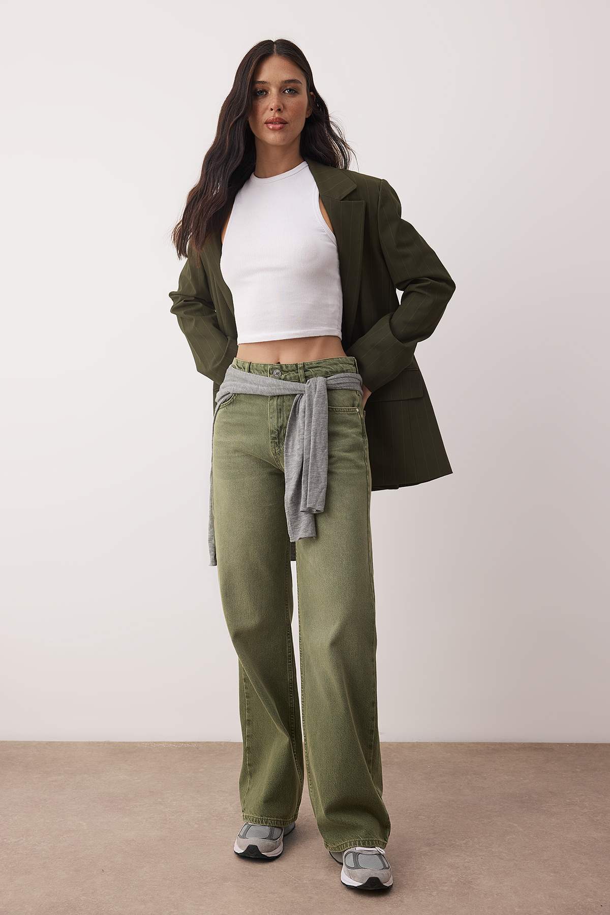 Farmerke TWOAW26JE00110 - khaki