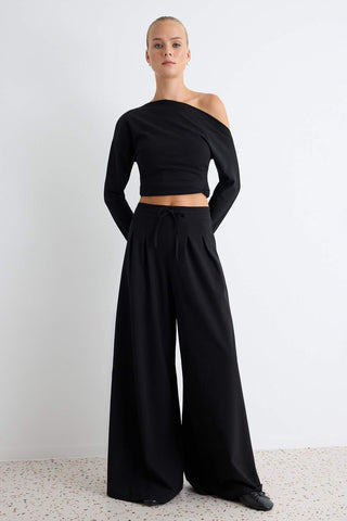 Pantalone TWOAW27PL00042 - crna [djesi-src-c46f0a3a7e239e9f9987509869ea509b371047fdfc430b13c4def23a8e7b63e8]