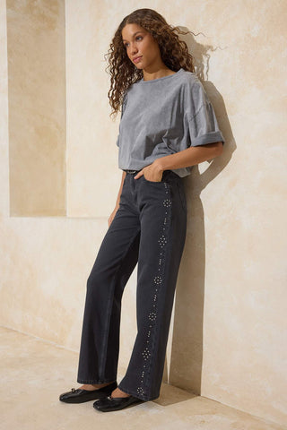 Farmerke TWOSS26JE00073 - crna