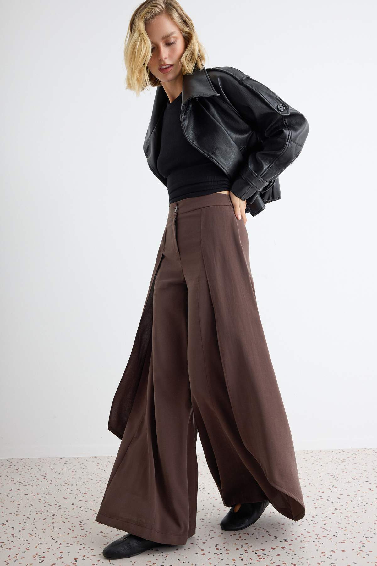 Pantalone TWOAW27PL00030 - braon [djesi-src-a278a56f177f2c8bb006d22d30314408eacd710cb503072c6840b32cf94051e6]