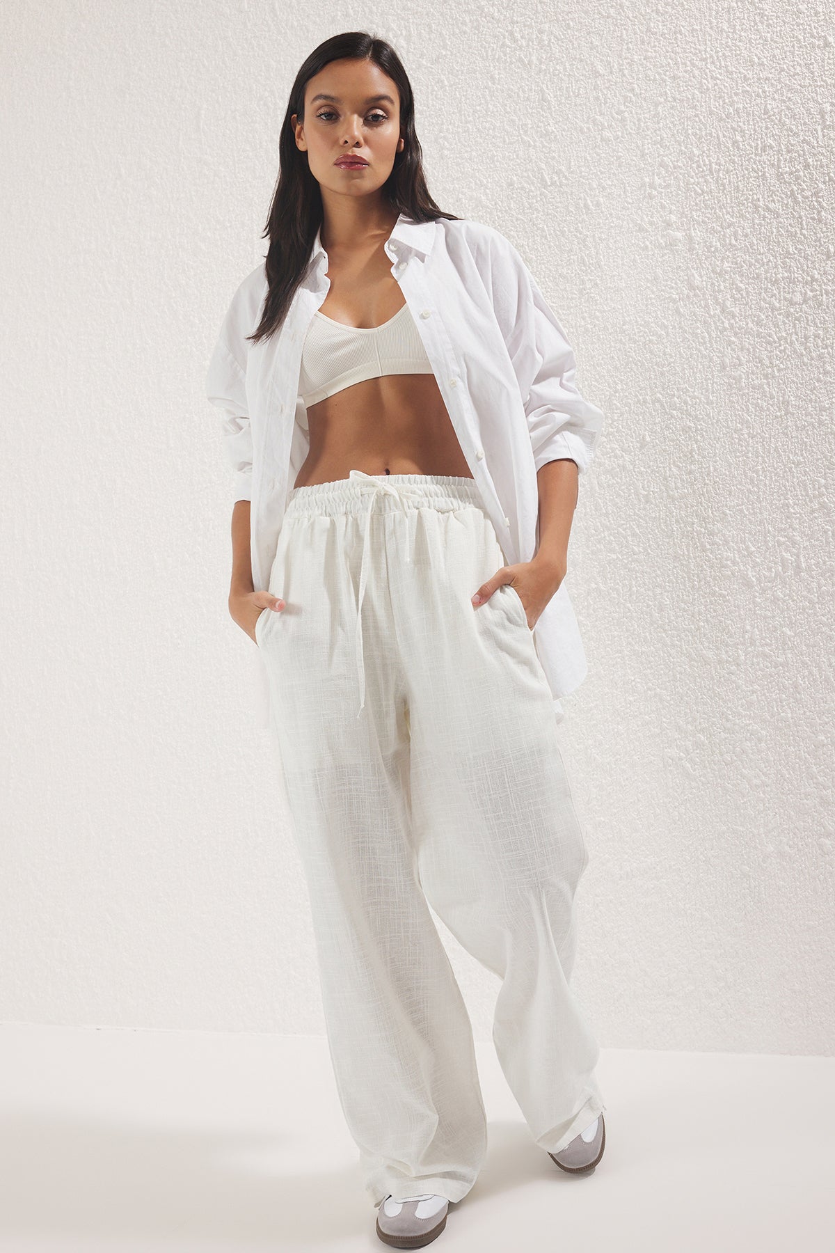 Pantalone TWOSS25PL00121 - bijela [djesi-src-aac3e29766511e28b1ce8cd4c7f34aee6eac52fd79fc70fb536284325d041c6c]