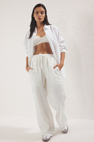 Pantalone TWOSS25PL00121 - bijela [djesi-src-aac3e29766511e28b1ce8cd4c7f34aee6eac52fd79fc70fb536284325d041c6c]