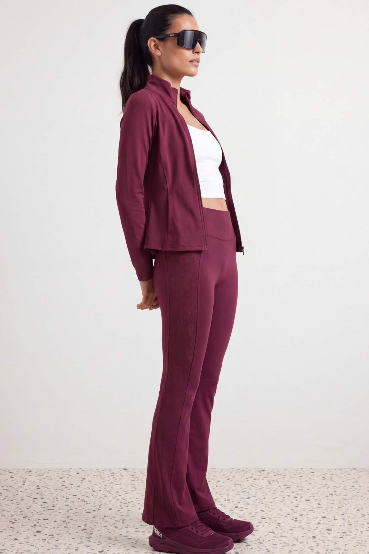 Helanke THMAW27TY00014 - bordo [djesi-src-e125ca79a838a0252382958a1a952129224b33dc7e2f932a2cce2f2b0619055d]