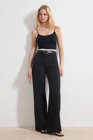 Farmerke TWOSS26JE00024 - crna