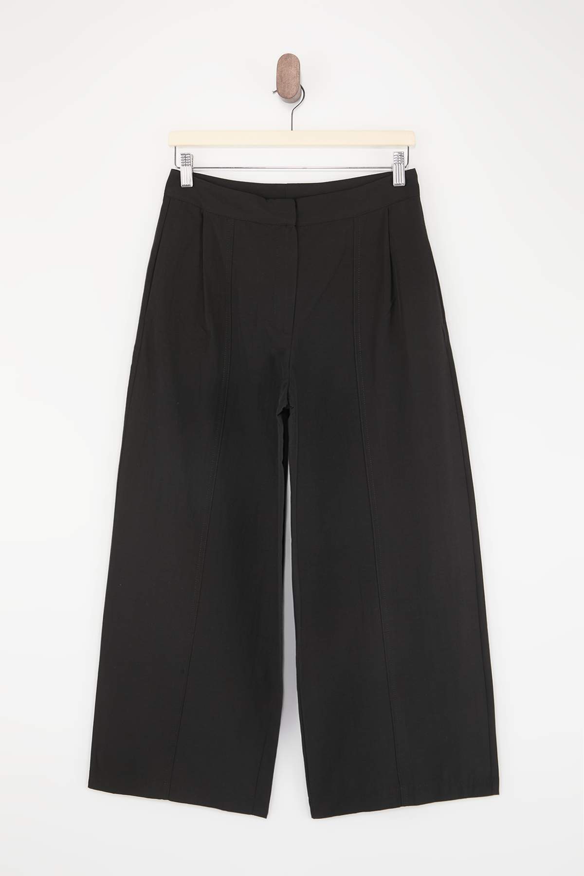 Pantalone TWOSS26PL00071 - crna [djesi-src-6c1eba8edd1d31a1b31c12d34781b4d54cec3e6cb3bf567a262c193b972786d3]