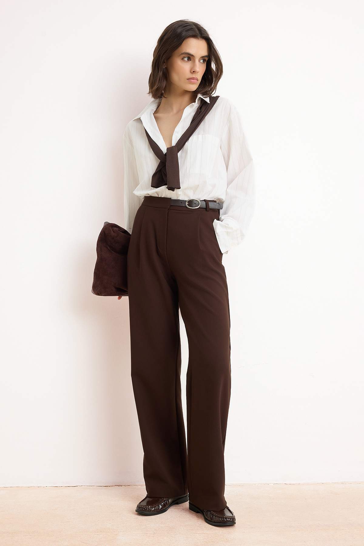 Pantalone TWOSS26PL00053 - braon [djesi-src-ca8a23bc3f8b0089254a71f53a9d0e7be825a99919ae4051160888a1af781d84]