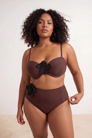 Donji dio bikinija TBBSS26CR00003 - braon [djesi-src-d08005de88434583ab68657ff35becfee79b9f96b6df1b980b981d094ca92f3f]