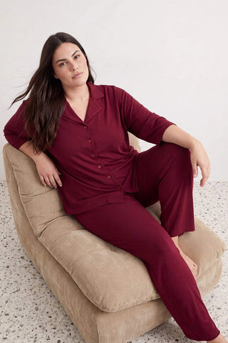 Pidžame TBBAW27AI00041 - bordo [djesi-src-a1de2f0f538aba6abe797e53fab33d89e53e9c4c9a3a38c8b0dd67aa2d59d675]