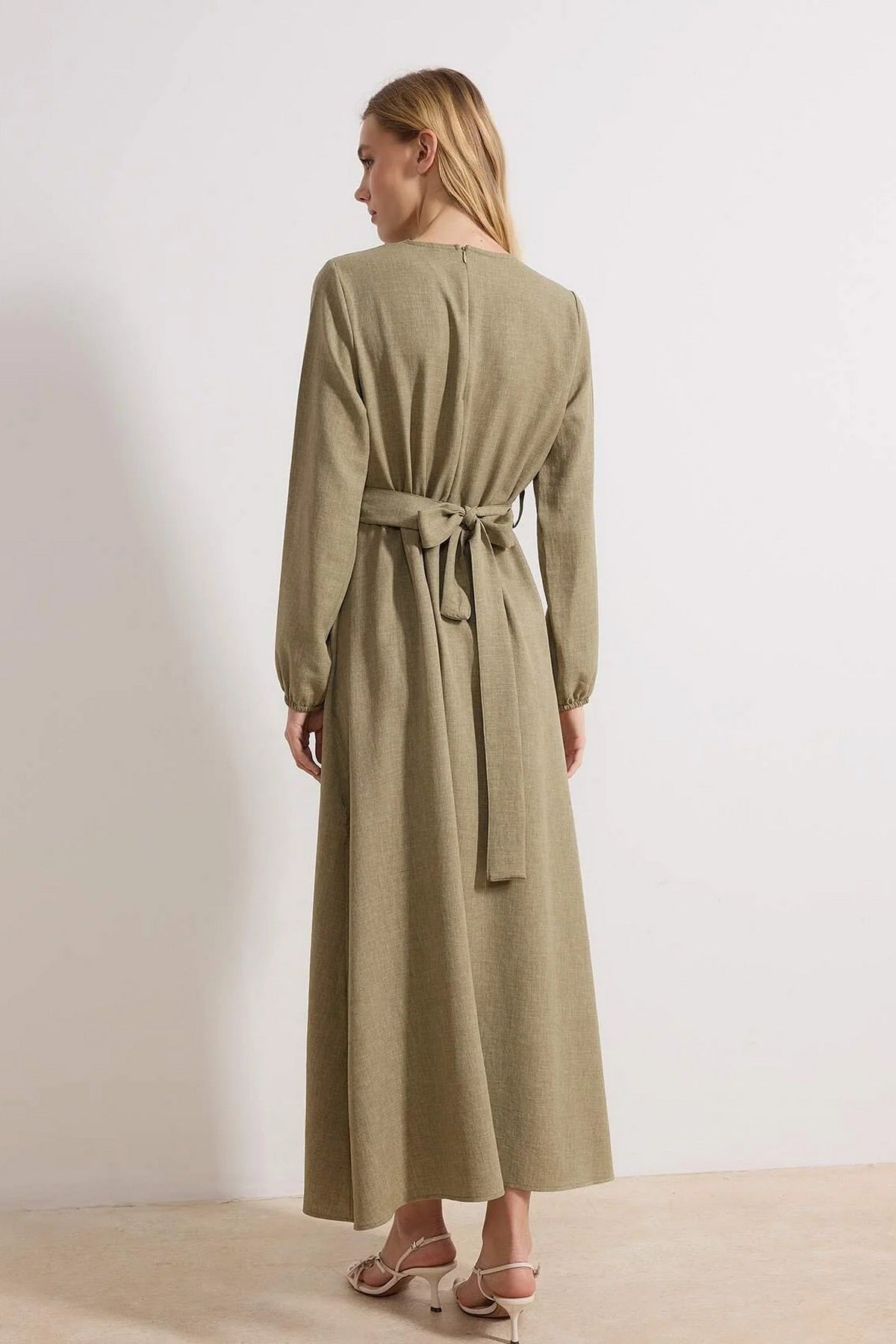 Haljine TCTSS25EB00096 - khaki [djesi-src-c98dd85c9df92b4a8ed5a5ac2a86cfcf3ec80741d0000f4d3f6626b99f936cd1]