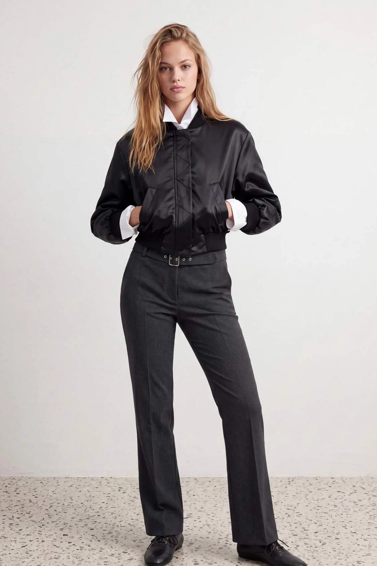 Pantalone TWOAW27PL00076 - siva [djesi-src-85c3b0bdc24504bf6c4b4f77048e84ffee880efd2f277a5f0992cb079c21f5bf]