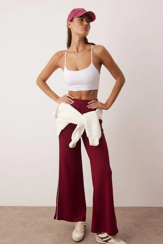 Grudnjak THMSS25SS00010 - bijela [djesi-src-7e0d545a8f74e0615cc7a909055b5a31dfd1519b012dfa8af9bbdd3c86c03561]
