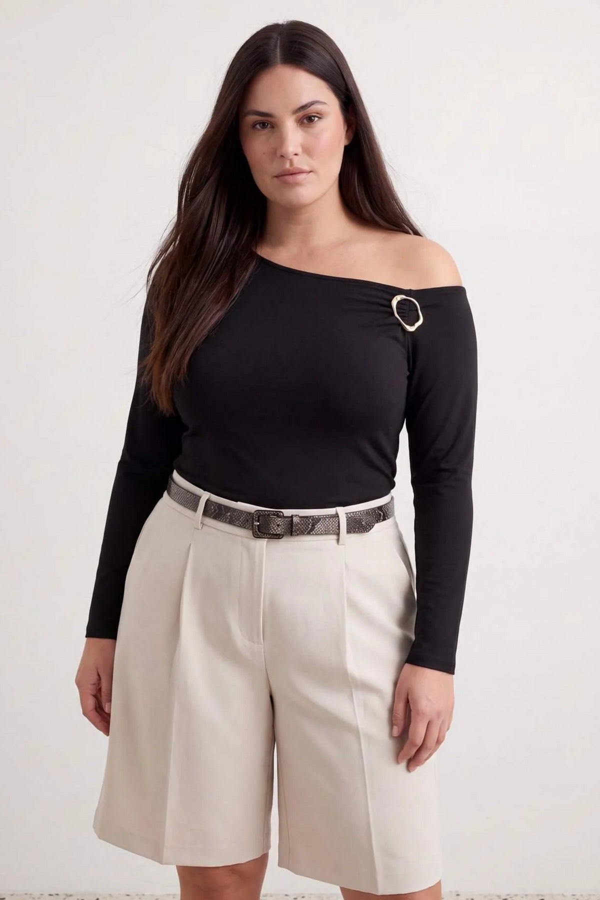 Bluza TBBAW27AF00040 - crna [djesi-src-da34f1c552454f837a024211491144a1a495457132eb1fb6ee21ee9931f82fd1]