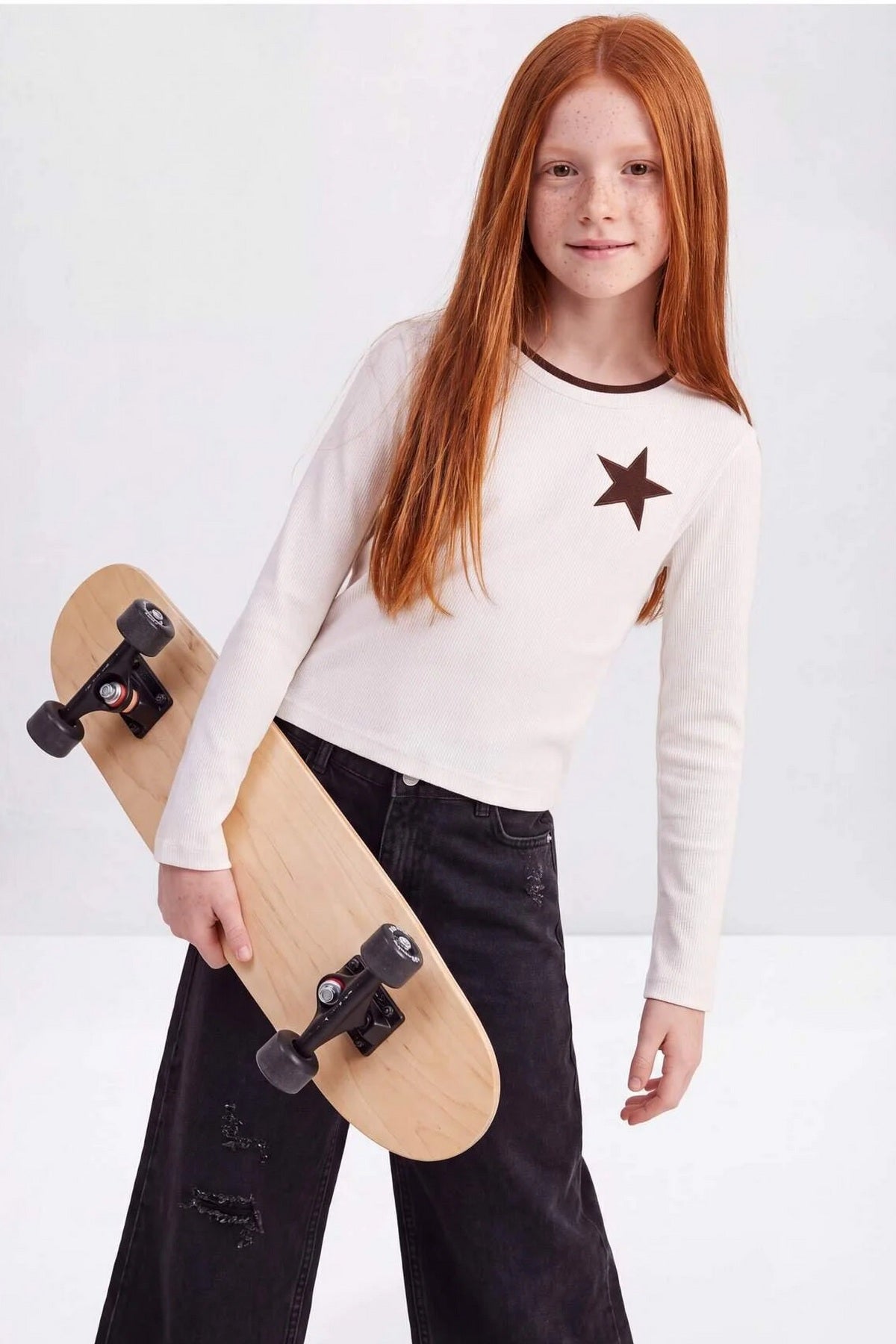 Majica TKDAW27TS00023 - ekru [djesi-src-6ba7fb52f49fd490facffefa8dfa4397d3a88fd60b6a0e0369634e820080f40a]