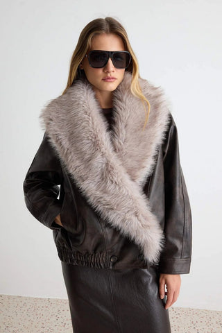 Jakna TWOAW27AW00004 - braon [djesi-src-d0695f2a5b3878a101b3c2fd9320487ba90347e7b0d9caec3a9f616a19316876]
