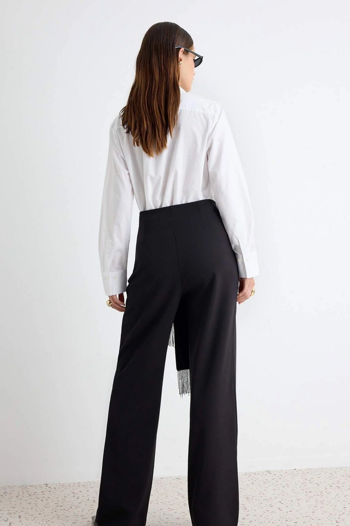 Pantalone TPRAW27PL00004 - crna [djesi-src-b29330881a25d4dc2ed5549e489eee306fbb934b7c04f9ec28ea834466efc8ce]