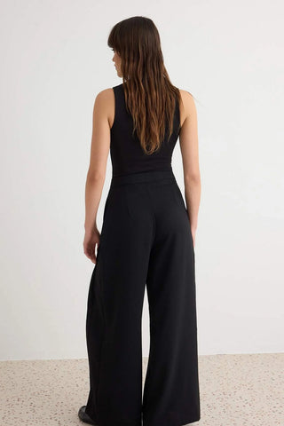 Pantalone TWOAW27PL00121 - crna [djesi-src-afb75e19b858ee81812daa95188a195784b89f4cc1cc8767651cdce2dd1db60f]