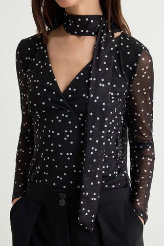 Bluza TWOAW27BZ00383 - crna [djesi-src-9530caa8d5d19cc11d4169e7ce9facbbaa7b243cc0d2d96c3c7e3f83b5ac5286]