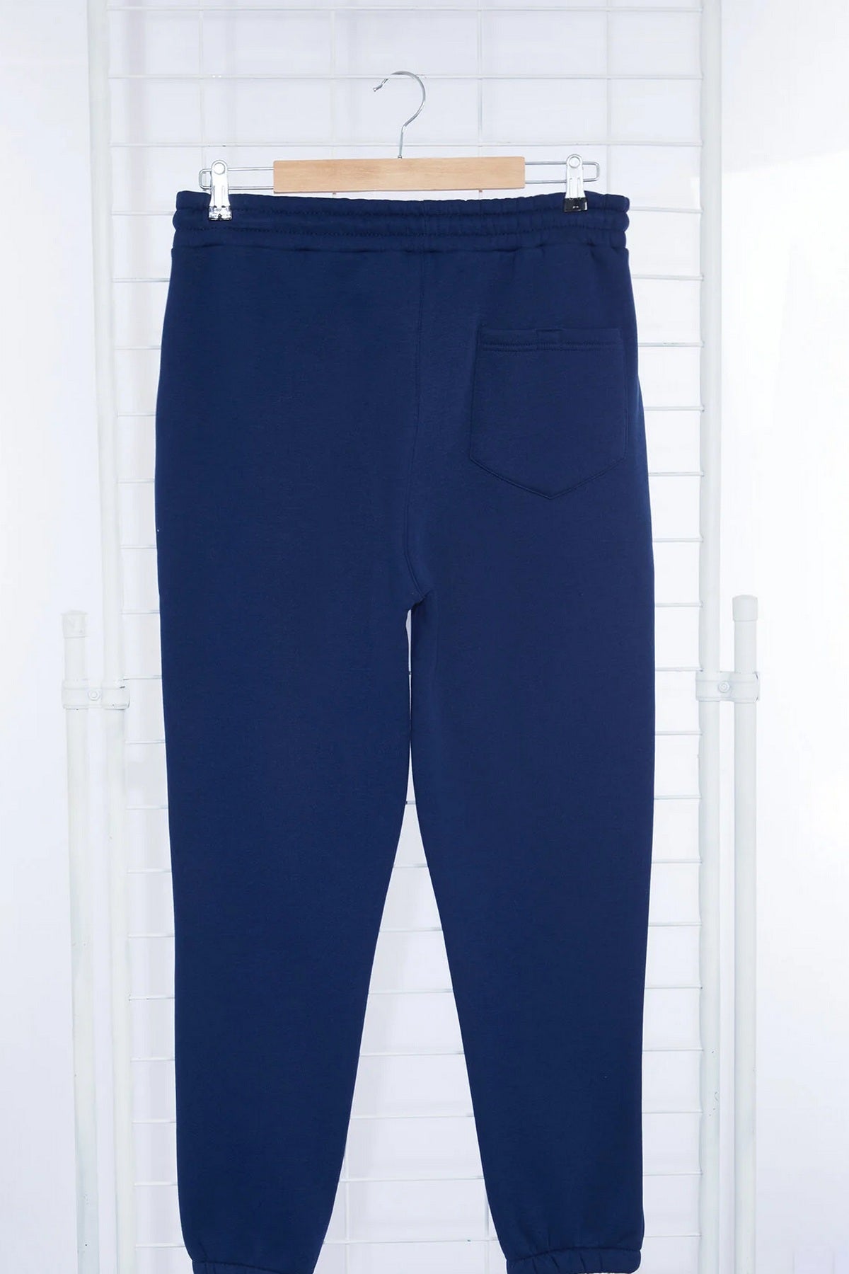 Donji Dio Trenerke TMNAW22EA0346 - indigo [djesi-src-684be900e4894f3a9cce8a7b1a5ef2378996016a0c487194e257e726acc740fb]
