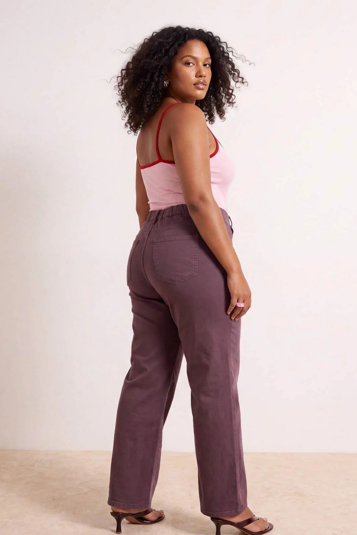 Pantalone TBBAW26AR00018 - ljubičasta [djesi-src-8267589dbd3be979ea35bdb422a858fdb4b9df03049bce7a06df93285e540a44]