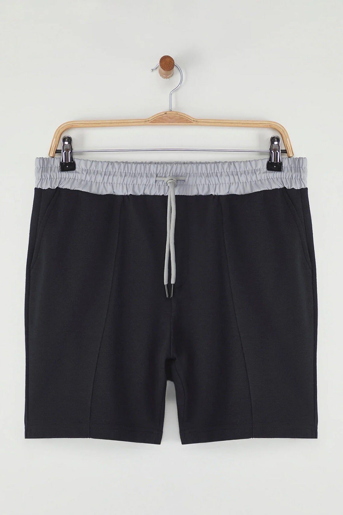Šorts TMNSS25SR00029 - teget [djesi-src-cca7b3c1ee4a3f4410952cb7a6d4919b36371487e5ae4790dcb69ddcc8e3bf89]