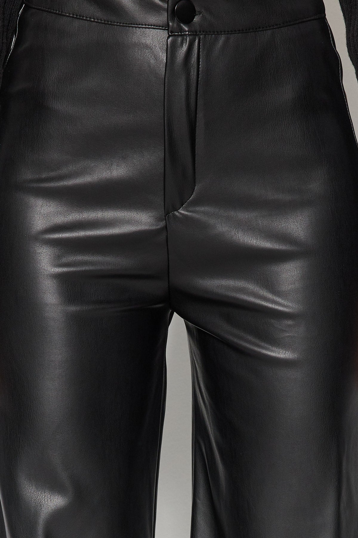 Pantalone TWOAW24PL00103 - crna [djesi-src-767754b15817c7b20f3934d1285185ed437bb417a647382c2ea85c8460e81439]